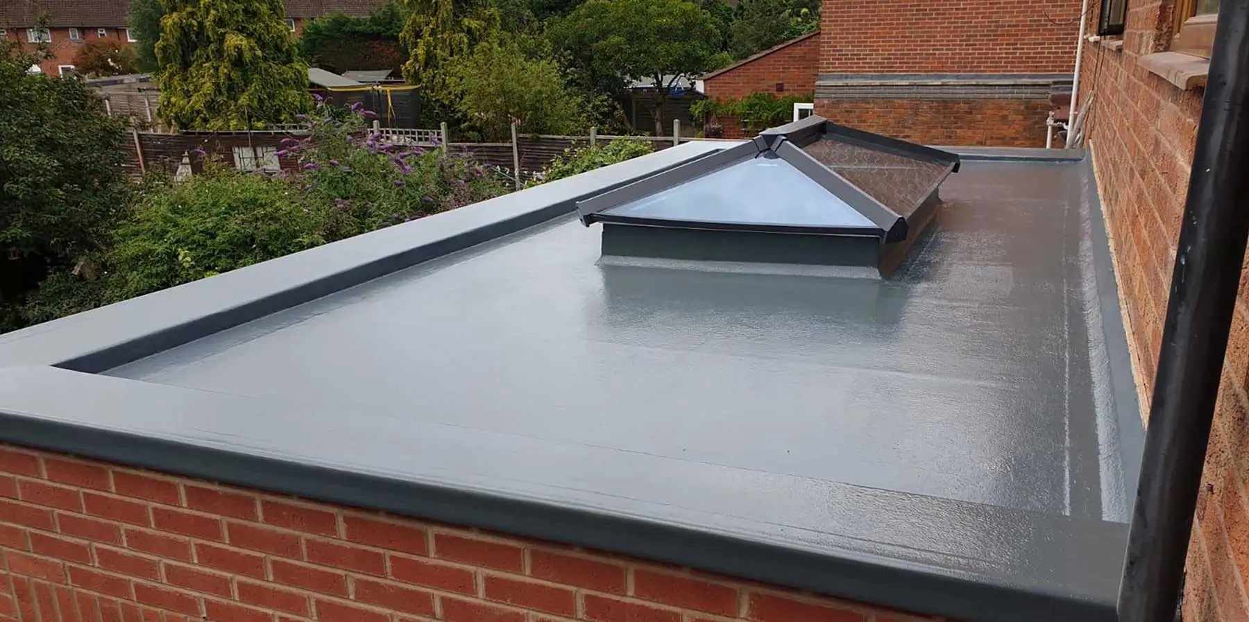Flat roofing installation